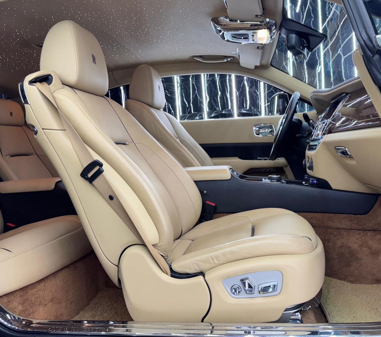 Rolls-Royce Wraith 6.6 L V 12 | RWD