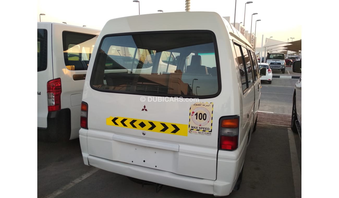Mitsubishi L300 BUS WHITE 2013 GCC NO ACCIDENT PERFECT