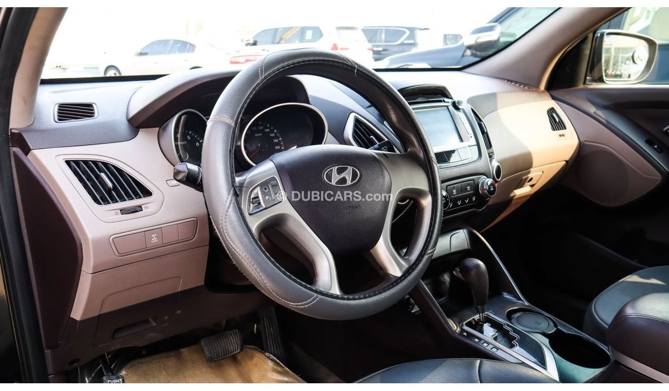 Hyundai Tucson Tucson 2014 full option GCC clean car