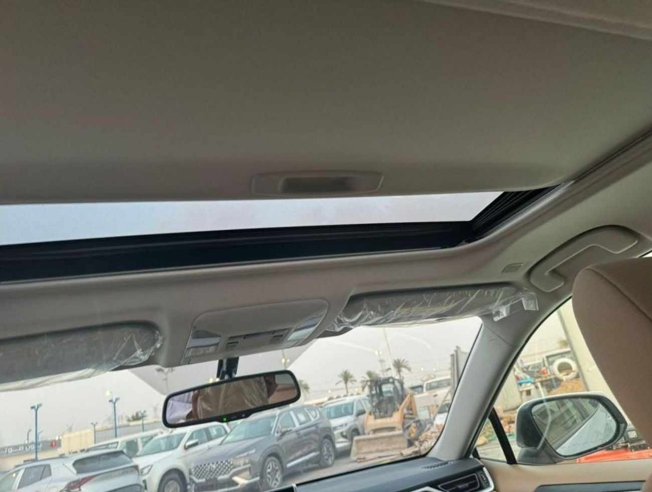 تويوتا راف ٤ 2.5L HYBRID AWD 2024 GCC