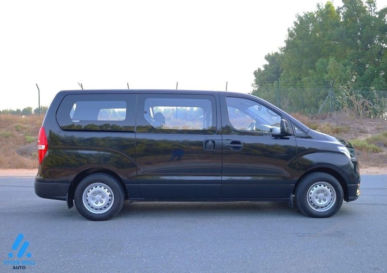 هيونداي H-1 GL Crew Van / Good Condition / Attractive Deals / 2.5L RWD / GCC / Book Now