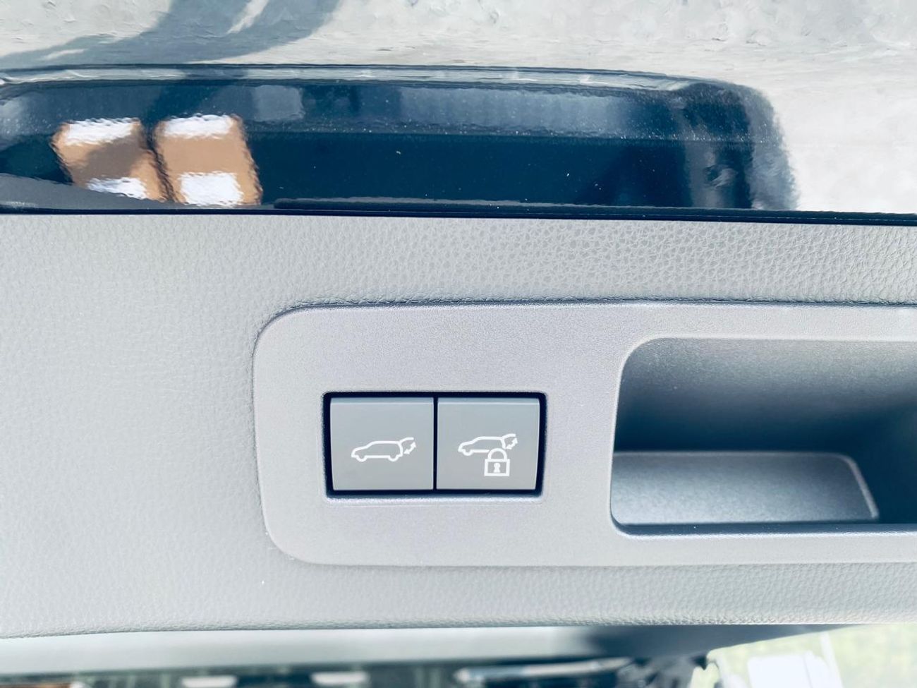 Toyota Land Cruiser NEW TOYOTA LAND CRUISER GXR 3.5L TT A/T - MID 2025