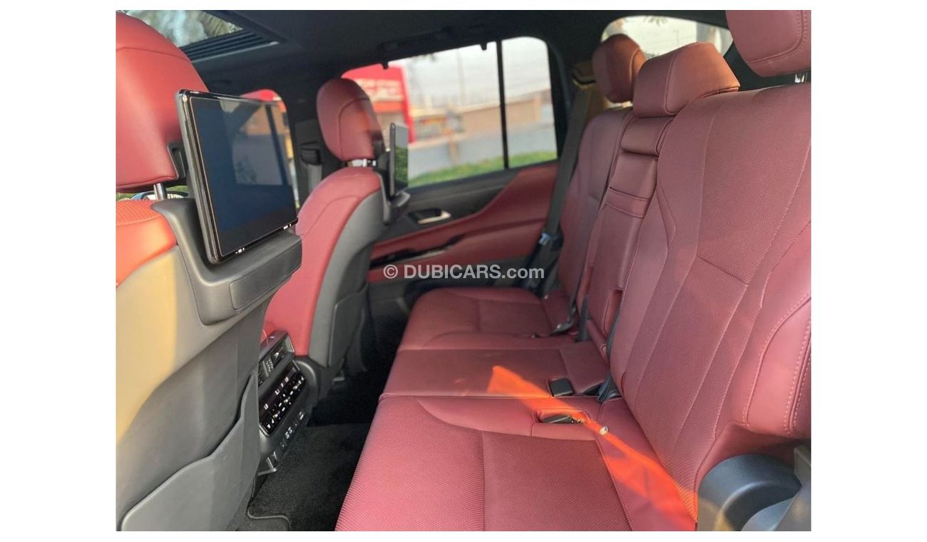 Lexus LX 600 Signature PEARL WHITE**2022**GCC SPEC UNDER WARRANTY LESS KILOMETER