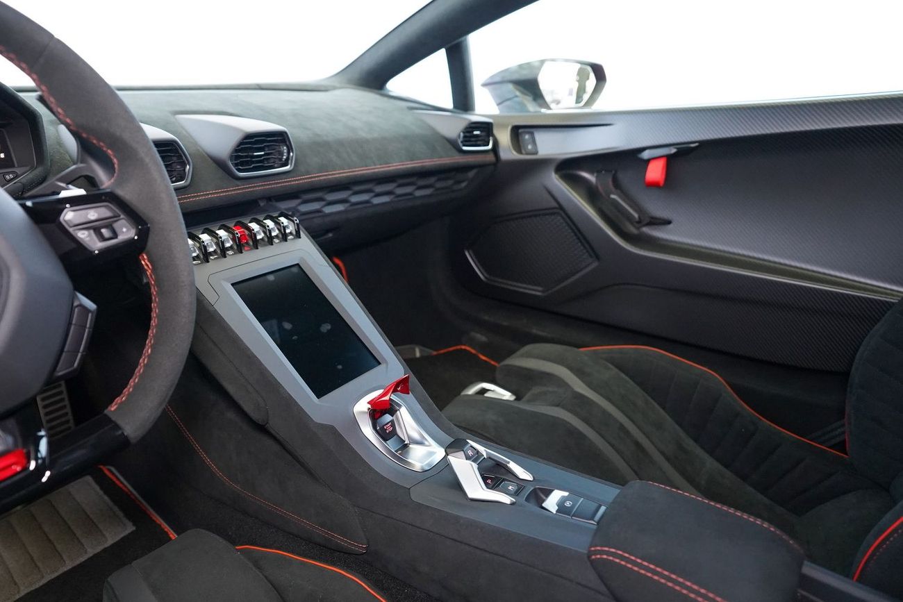 Lamborghini Huracan STO