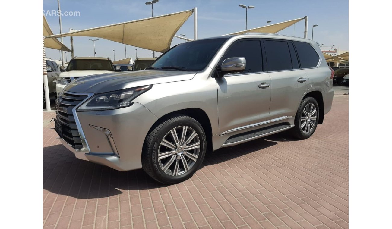 Lexus LX570