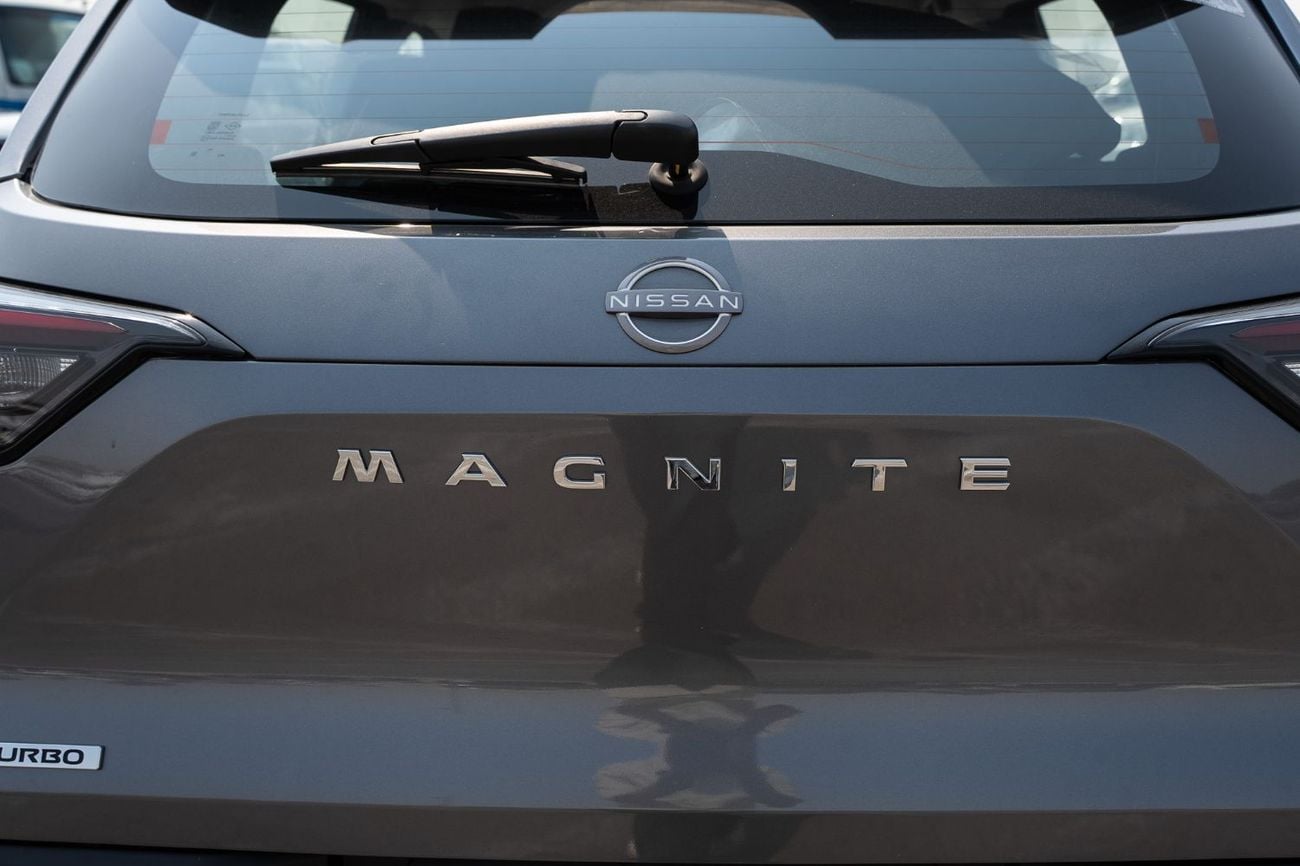 نيسان ماغنيت SL