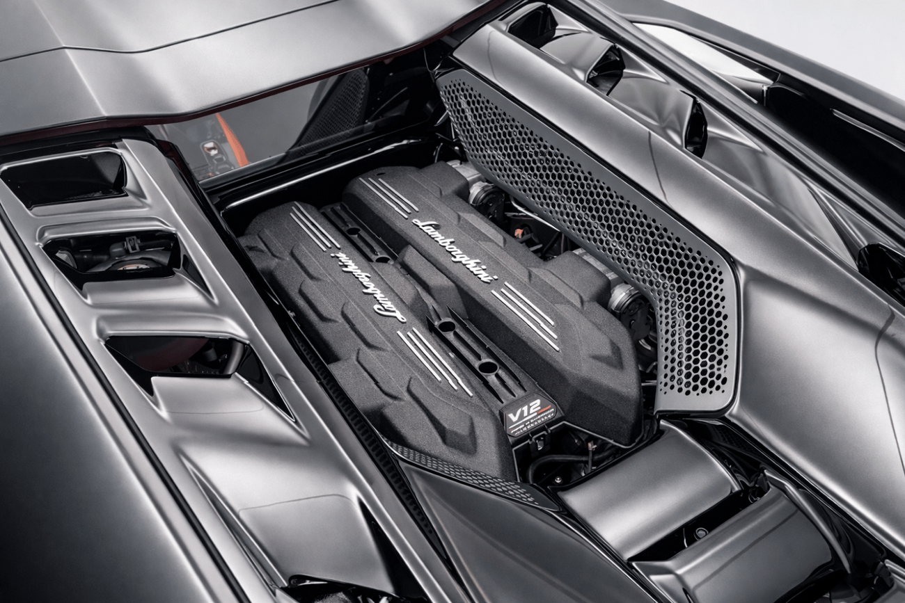Lamborghini Revuelto 6.5L V12 Hybrid