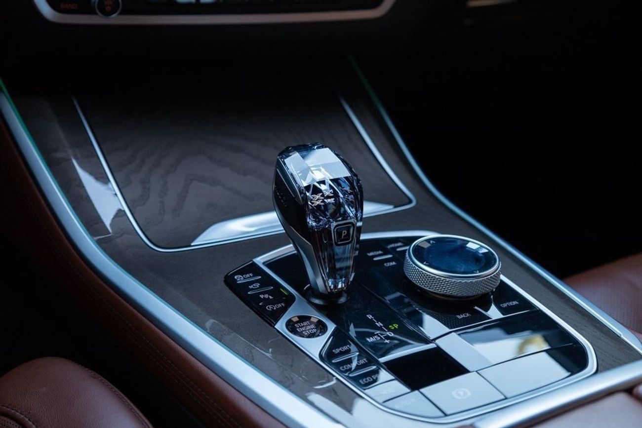 BMW X5 M50i Luxury 4.4L