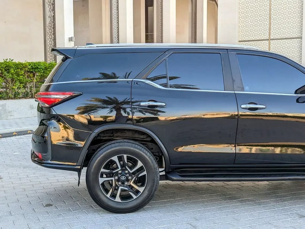 Toyota Fortuner EXR FACELIFTED GCC V4 2.7L IN EXCELLENT CONDITION