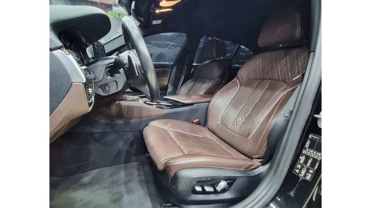 BMW M550i SPECIAL OFFER BMW M550I 2018 GCC IN IMMACULATE CONDITION STILL UNDER SERVICE CONTRACT FROM BMW