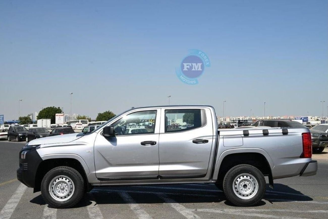 Mitsubishi L200 Double Cab GL 2.4L Petrol 4WD Manual