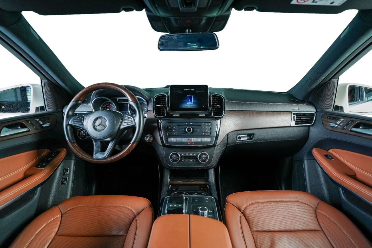 Mercedes Benz GLS500 STD