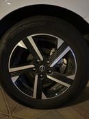 Nissan Sentra Sentra SV 1/2