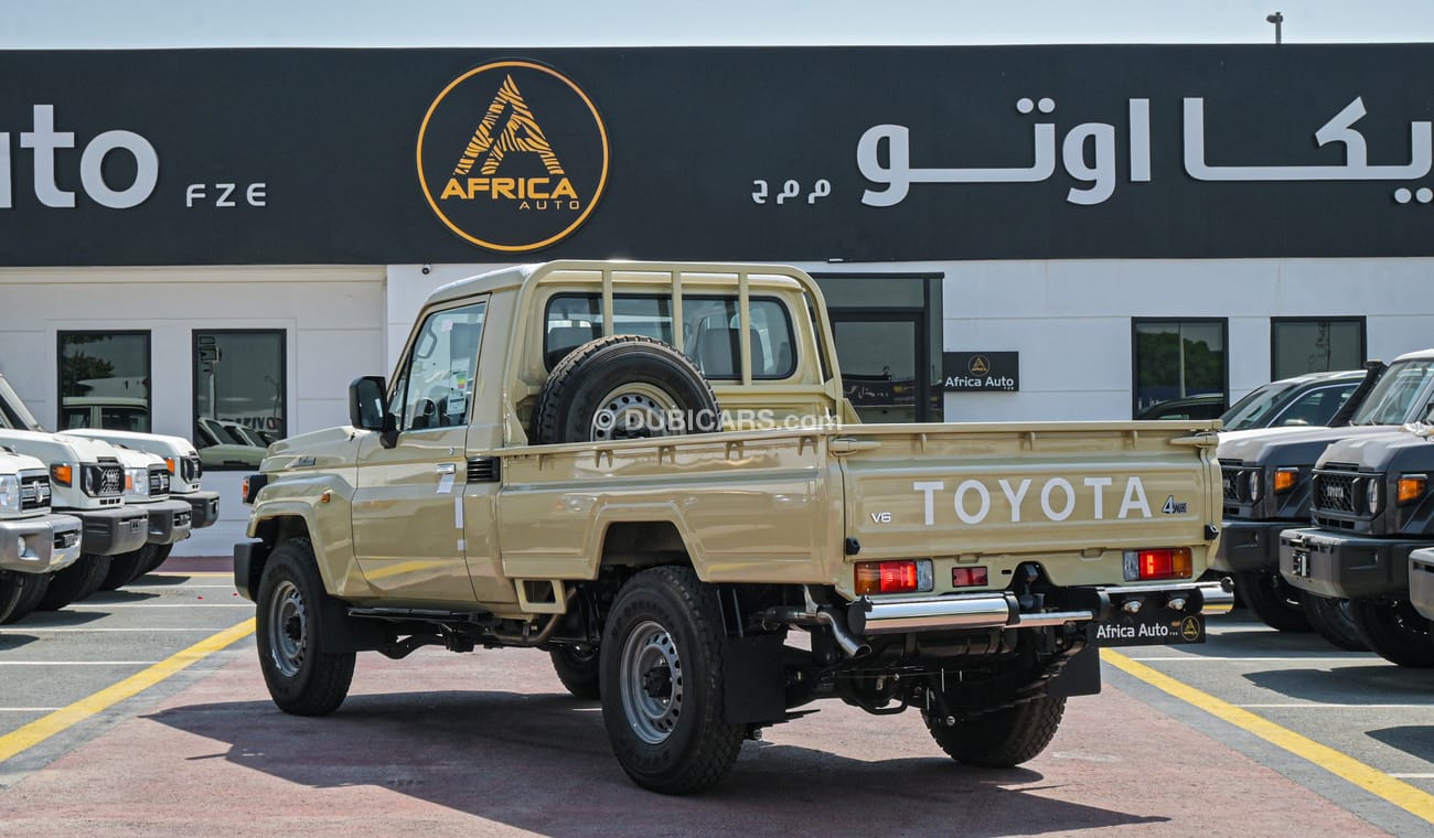 Toyota Land Cruiser Pick Up LC79 SC 4.0L AT YM 2024