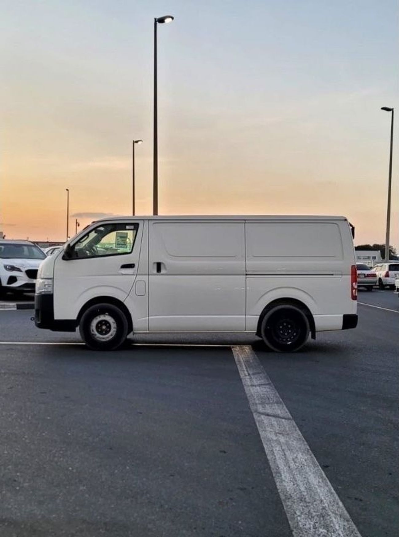 Toyota Hiace Toyota Hiace Cargo 2.7L Petrol 2023