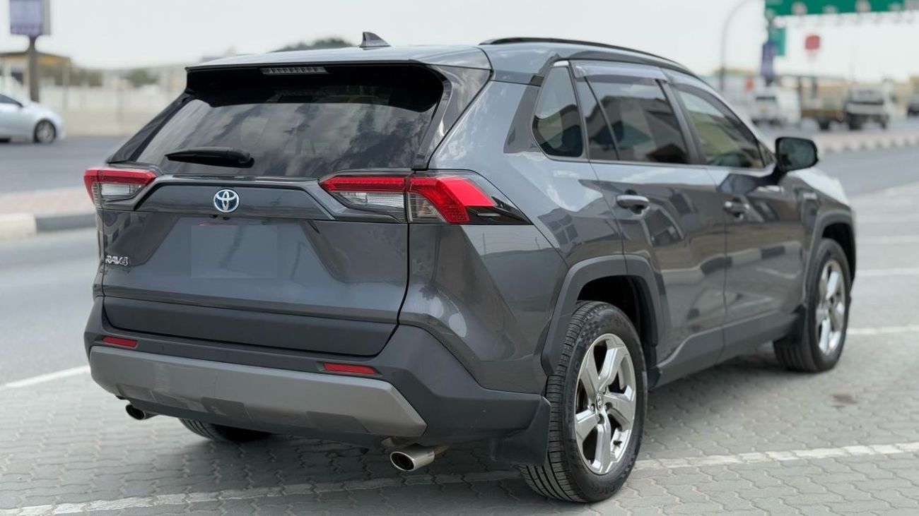 Toyota RAV4 Hybrid Petrol ,Right Hand Drive ,Push Start 4WD T.V ,Back Camera
