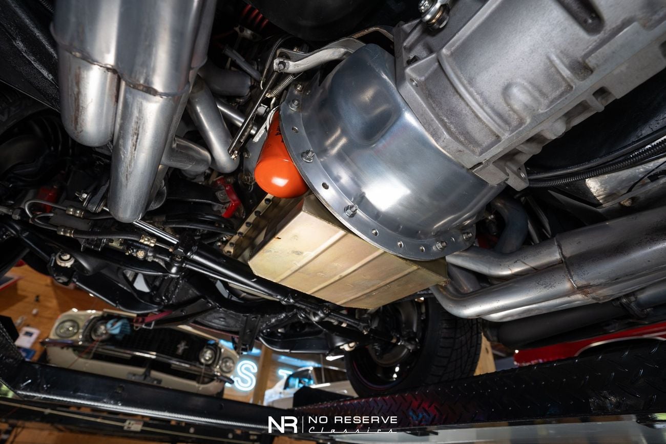 شيفروليه كورفت ZZ502 6 Speed Widebody Restomod