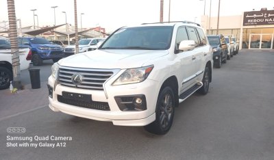 Lexus LX570 LEXUS LX 570 Engine 5.7 8 cylinder specs GCC clean car without accident no any work required availab