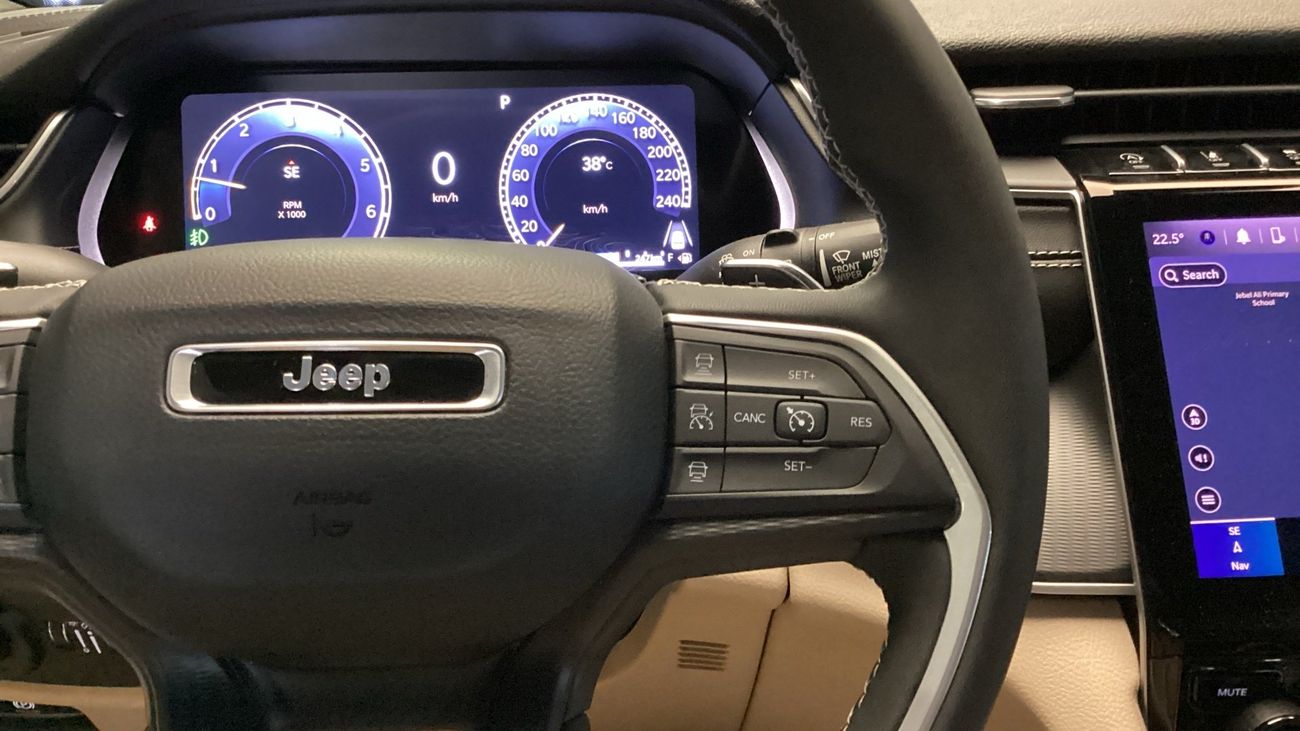 Jeep Grand Cherokee LAREDO | Guaranteed Warranty | 0 Down Payment