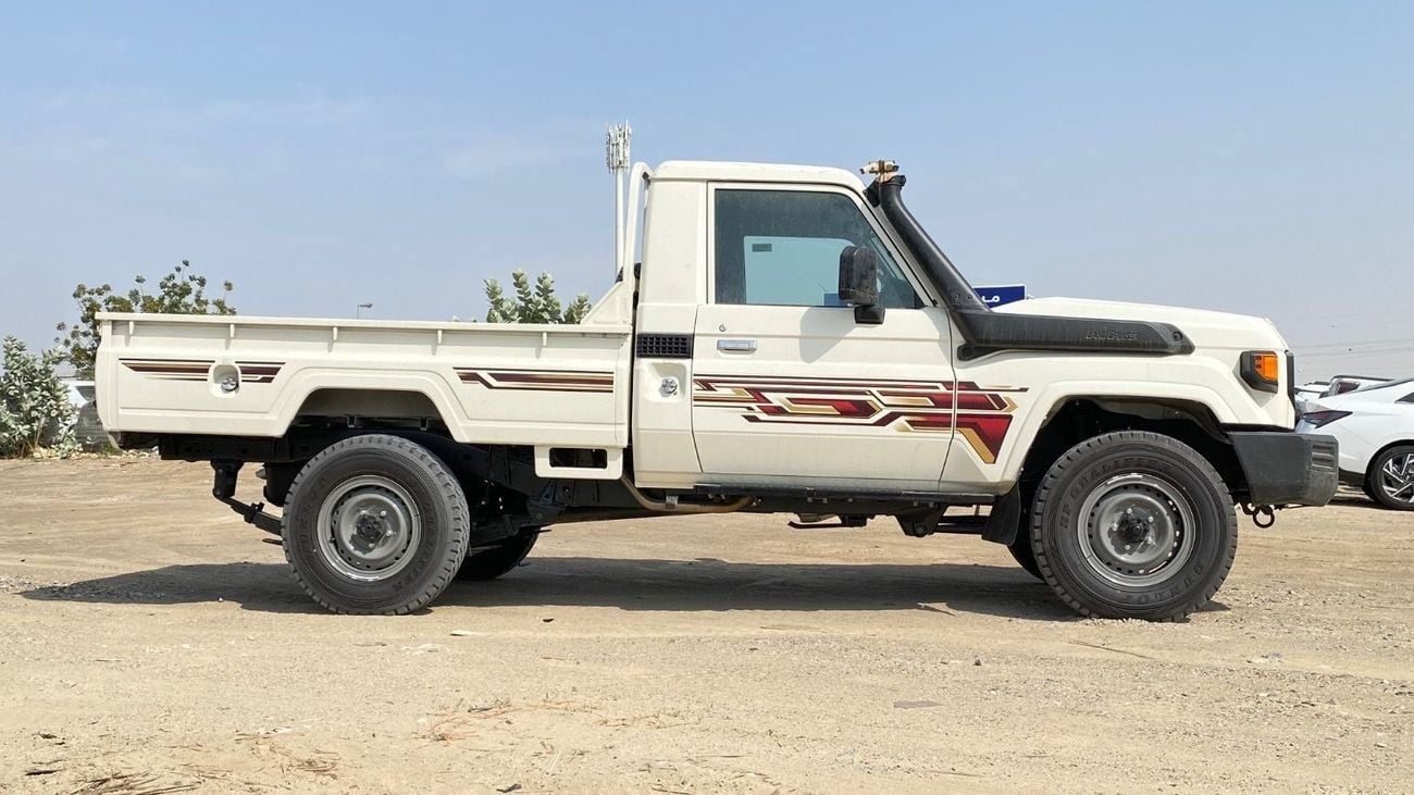 Toyota Land Cruiser 70 LC79 LX Pickup 4.2  Diesel  Brand New
