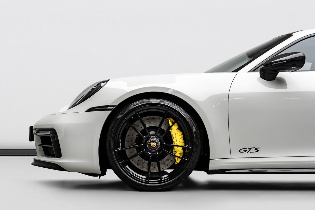 Porsche 911 Carrera GTS 3.0L (450 HP) Coupe