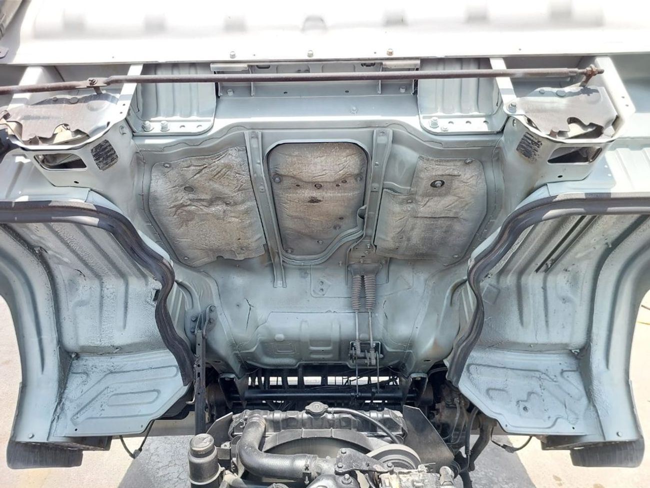 Mitsubishi Fuso Canter MITSUBISHI CANTER 4D33 TRUCK RHD 1993 MODEL 4.2 L DIESEL MANUAL(PM81723)