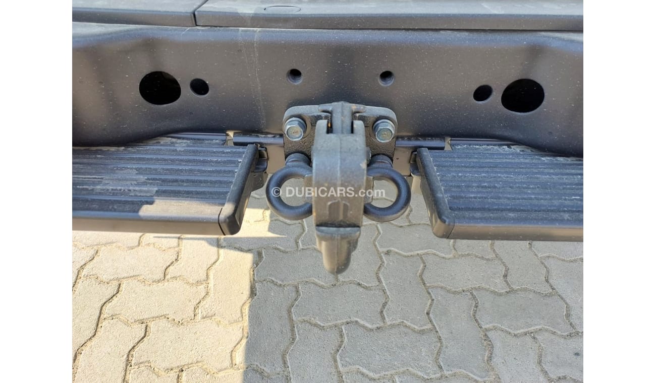 تويوتا لاند كروزر 76 4.0L PETROL 2024YM New Shape