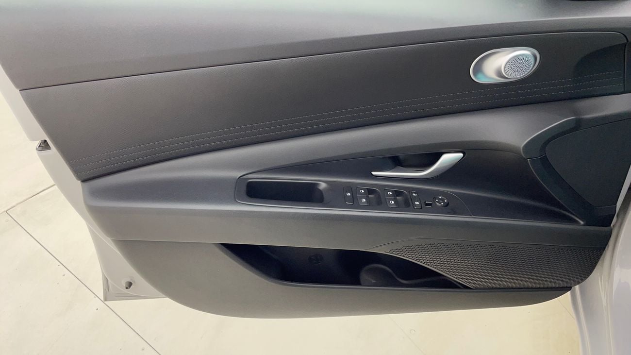 Hyundai Elantra SMART 1.6 | Zero Down Payment | Home Test Drive