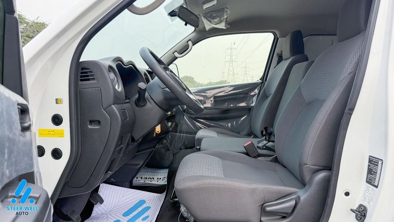 Nissan Urvan 3-Seater Manual (5-Door) NV350 2024 | 2.5L Petrol RWD | SR MN | Dry Van | GCC Specs