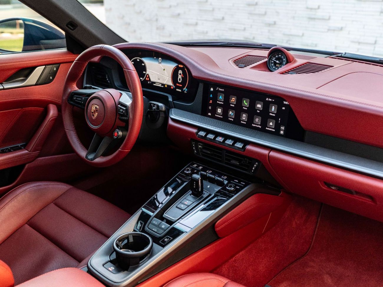 Porsche 911 Carrera 3.0L (444 HP) Coupe