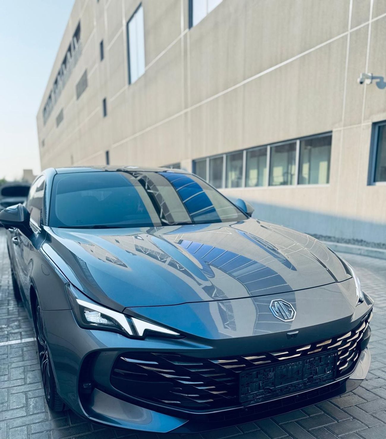 أم جي 7 LUX 2.0L Turbo