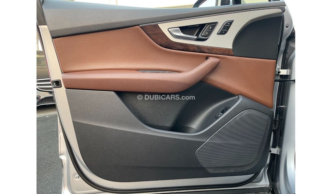 Audi Q7 40 TFSI quattro Audi Q7 TFSI QUATTRO 45 SLINE _GCC_2016_Excellent Condition _Full option