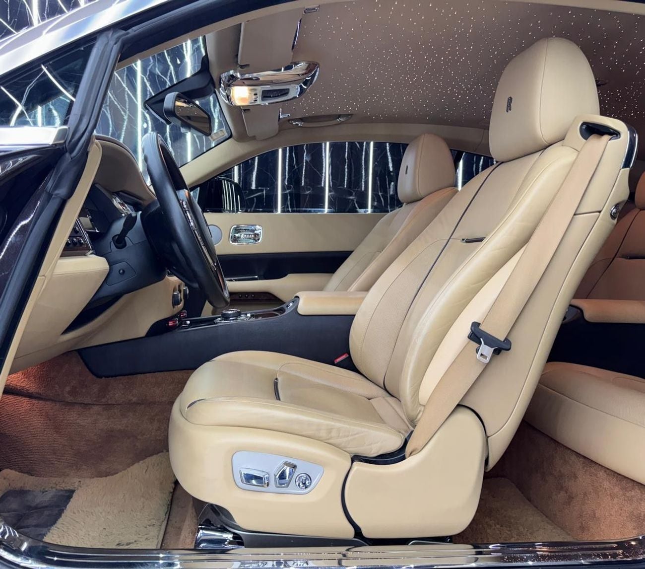 Rolls Royce Wraith STD 6.6 L V 12 | RWD