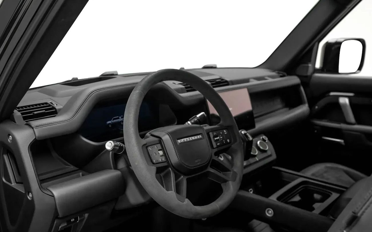 لاند روفر ديفندر 110 P525 V8 Edition - Euro Spec - With Al Tayer Warranty