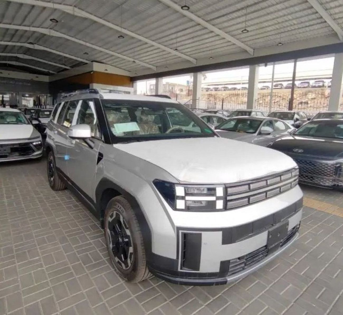 Hyundai Santa Fe 2.5L PETROL 2025 GCC