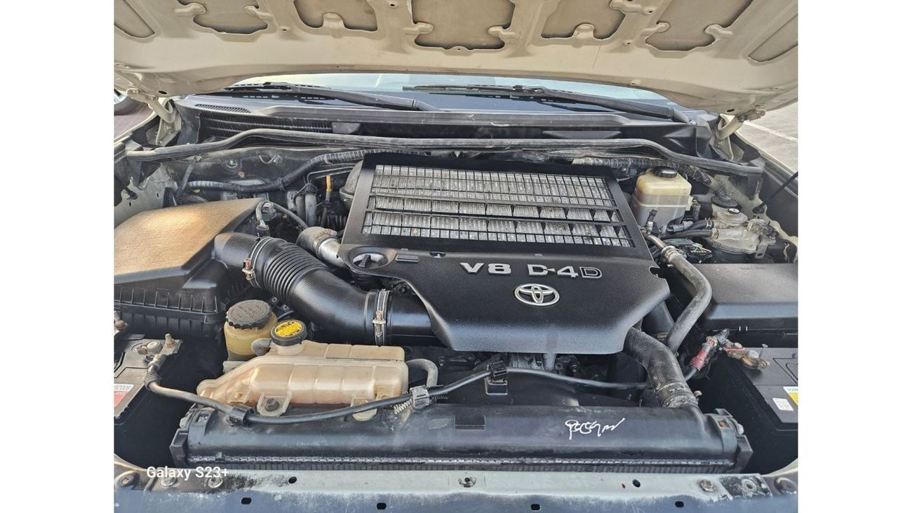 Toyota Land Cruiser 2009 v8diesel