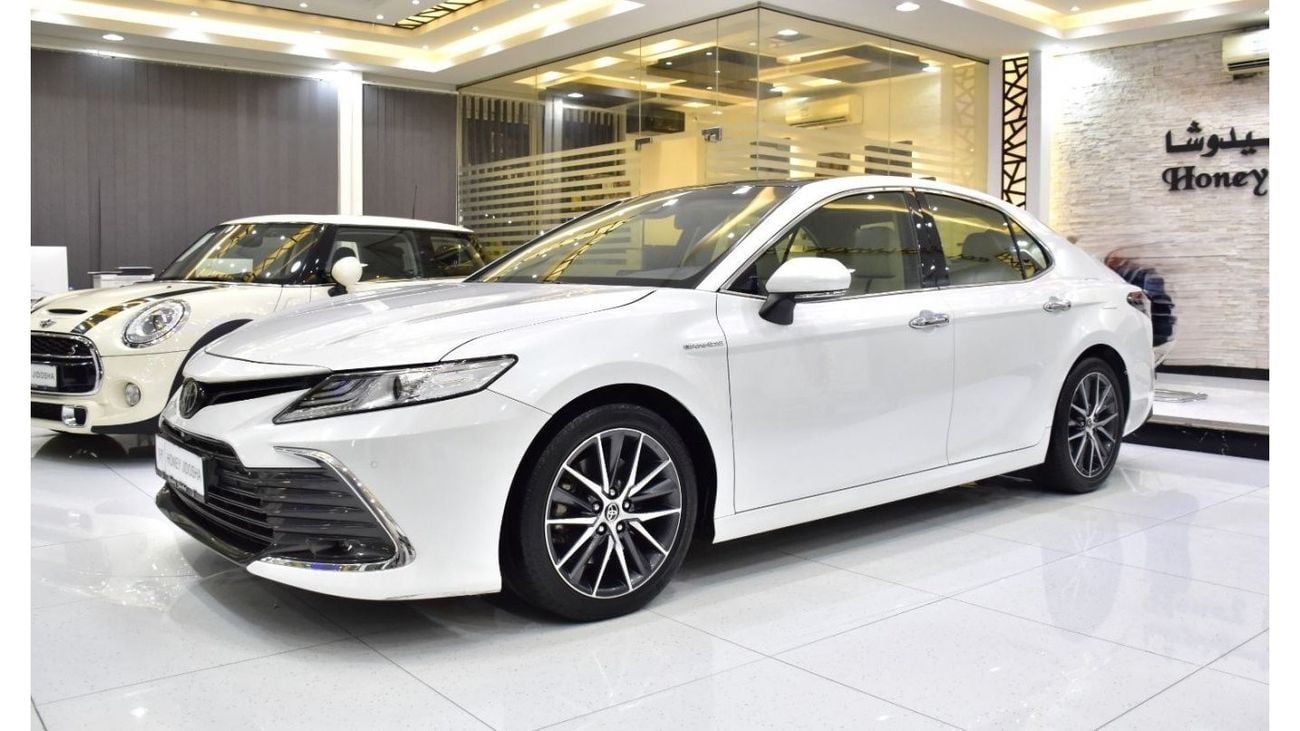 تويوتا كامري EXCELLENT DEAL for our Toyota Camry Grande SE+ ( 2022 Model ) in White Color GCC Specs