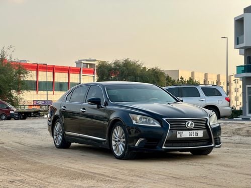 Lexus LS460