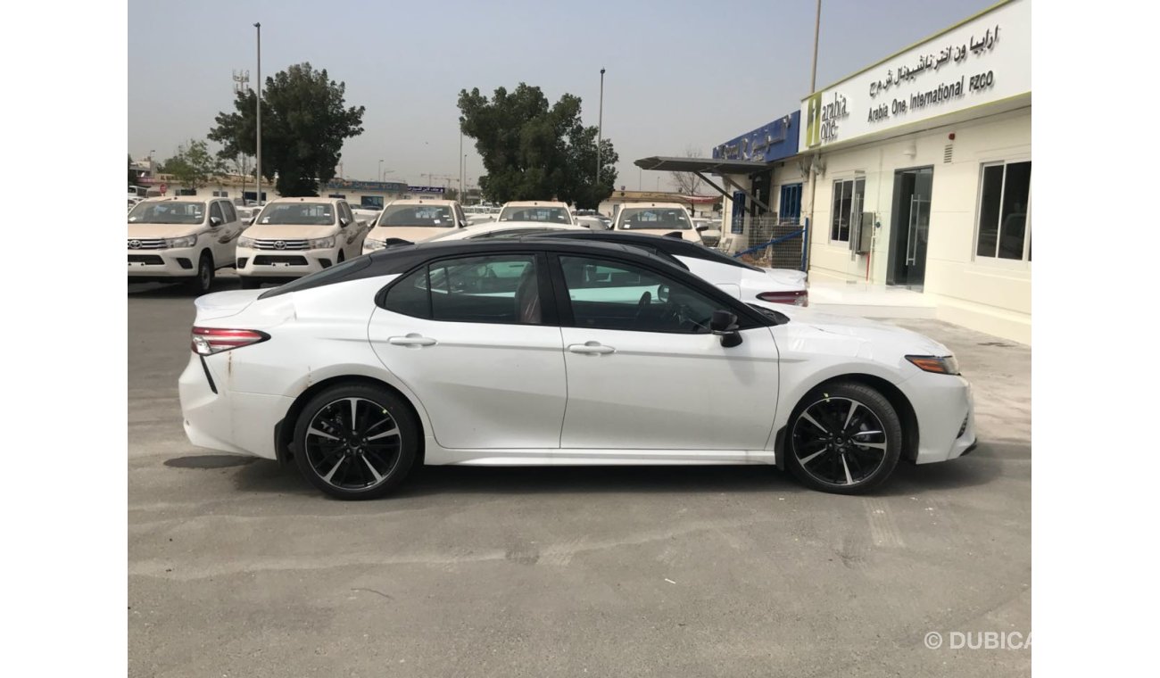 Toyota Camry V6 - 3.5L - XSE - 2018 ( BEST DEAL)