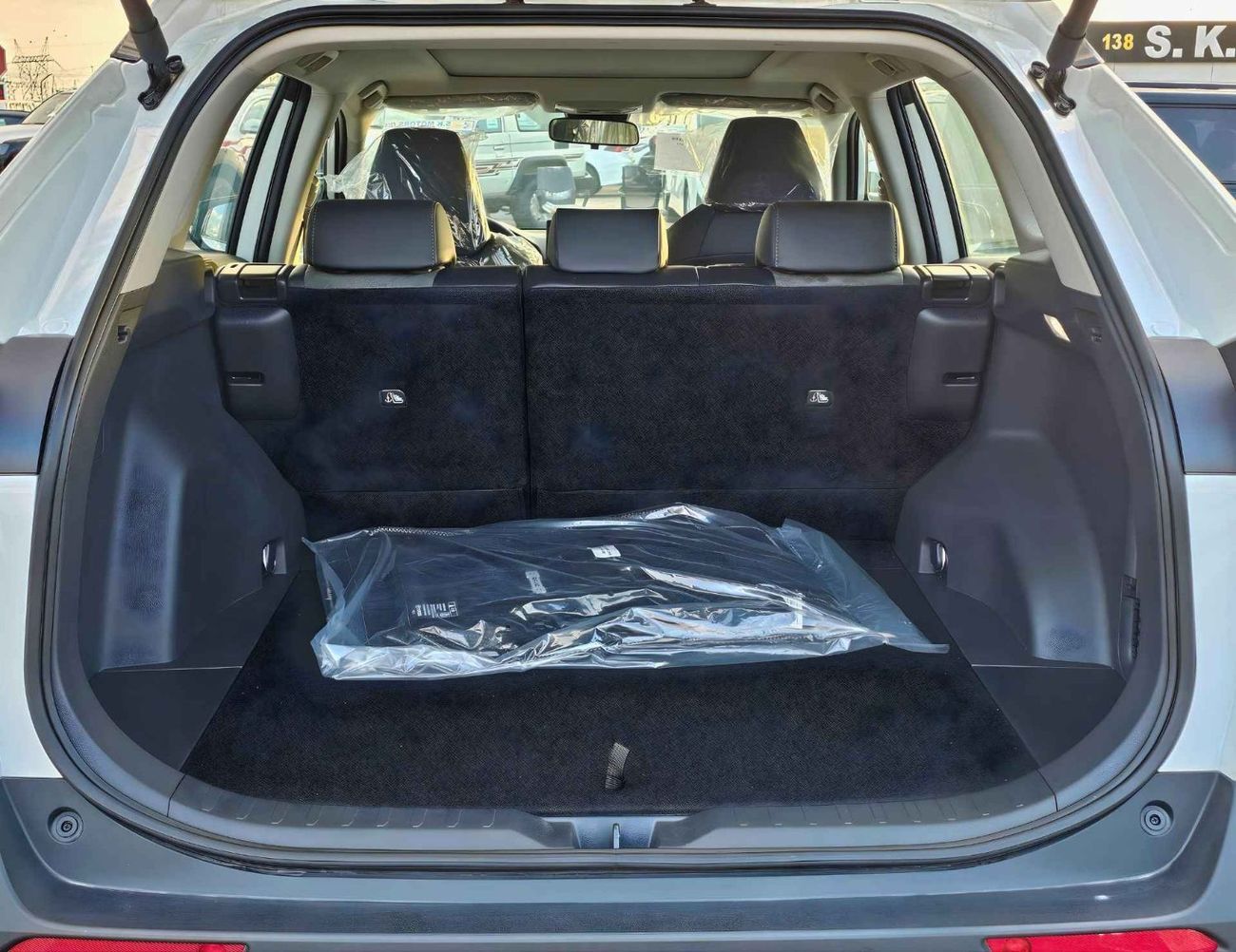 تويوتا راف ٤ ADVENTURE CVT FLAGHSIP / 2.0L PETROL AWD / RADAR, PANORAMIC ROOF, LEATHER WITH POWER SEAT (CODE # RA