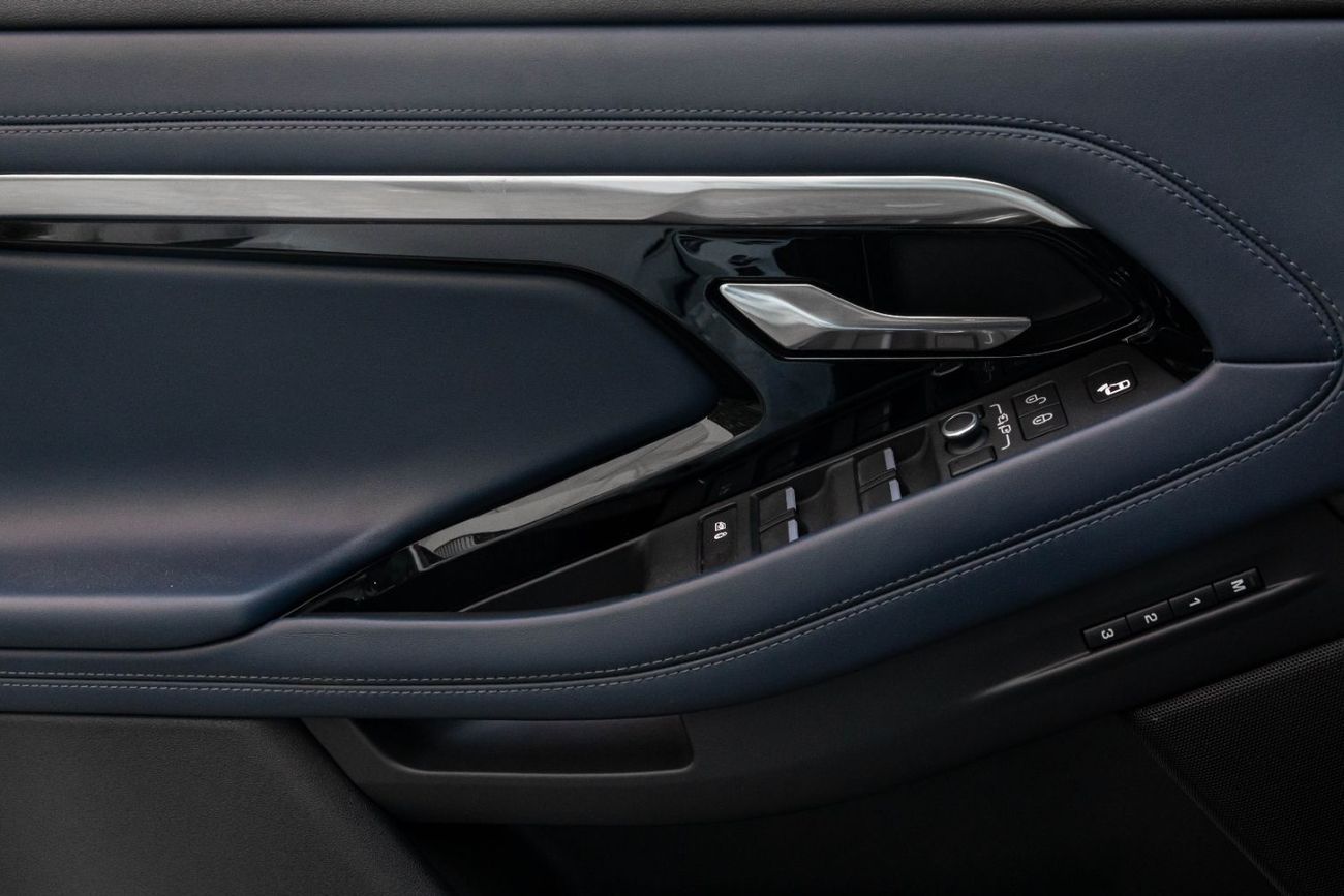 Land Rover Range Rover Evoque HSE R-Dynamic | 2,840 P.M  | 0% Downpayment | Agency Warranty!