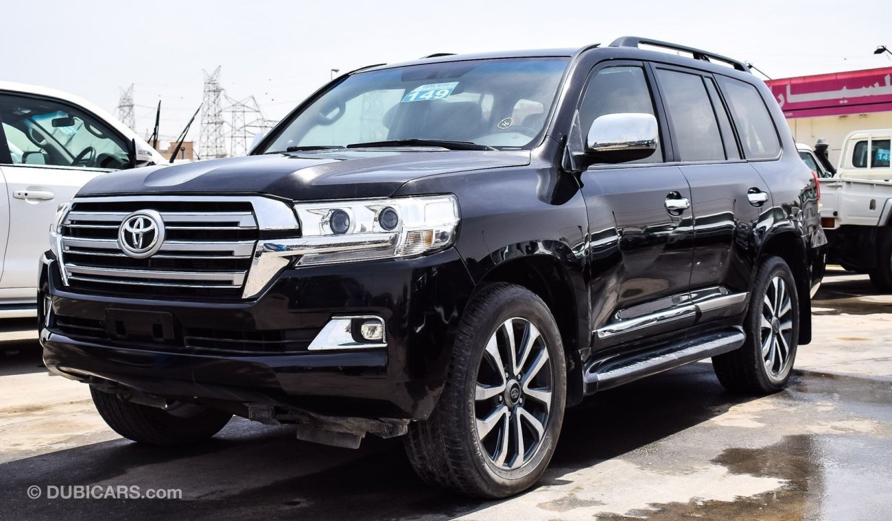 Toyota Land Cruiser VXR V8 Facelifted fully upgraded interior and exterior design export only