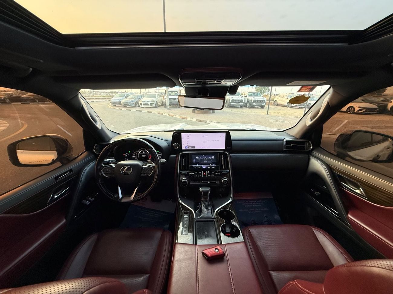 Lexus LX600 SIGNATURE 2023 LEXUS Lx600 SIGNATURE 7 SEATS 3.5TT AL FUTTAIM GCC 1st OWNER   KM: 71,000 PRICE: