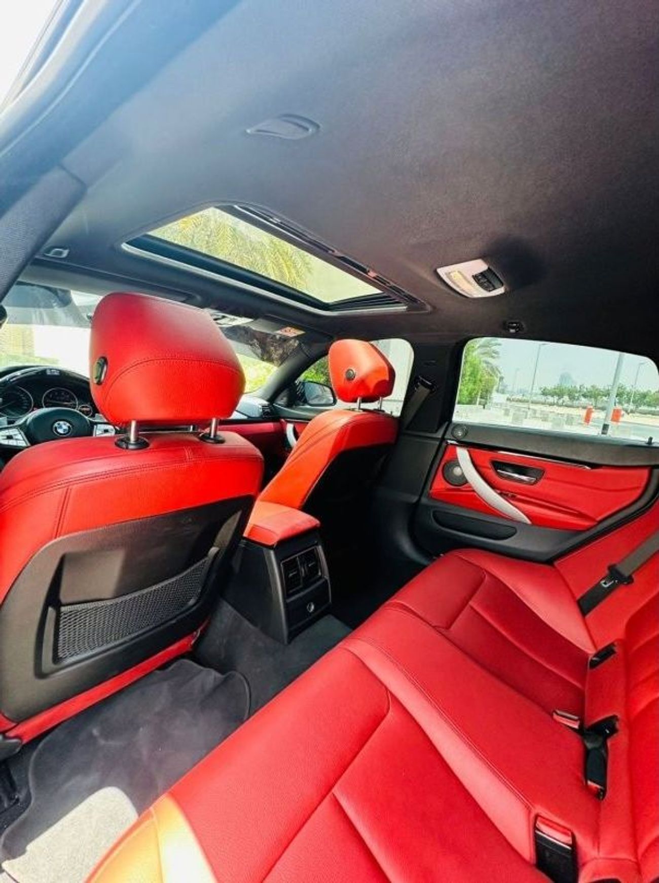 بي أم دبليو 440i M سبورت