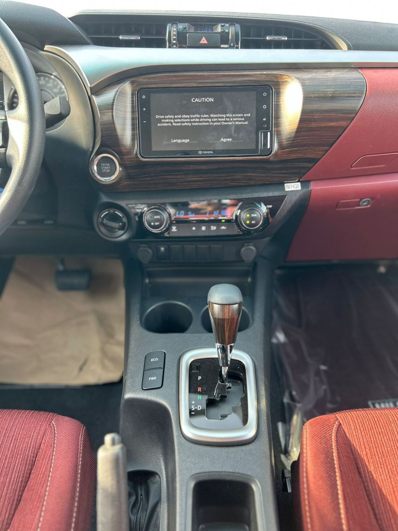 تويوتا هيلوكس Toyota Hilux SR5