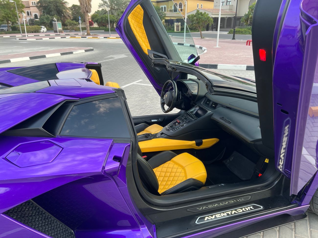 لامبورغيني أفينتادور Aventador S Roadster GCC Warranty