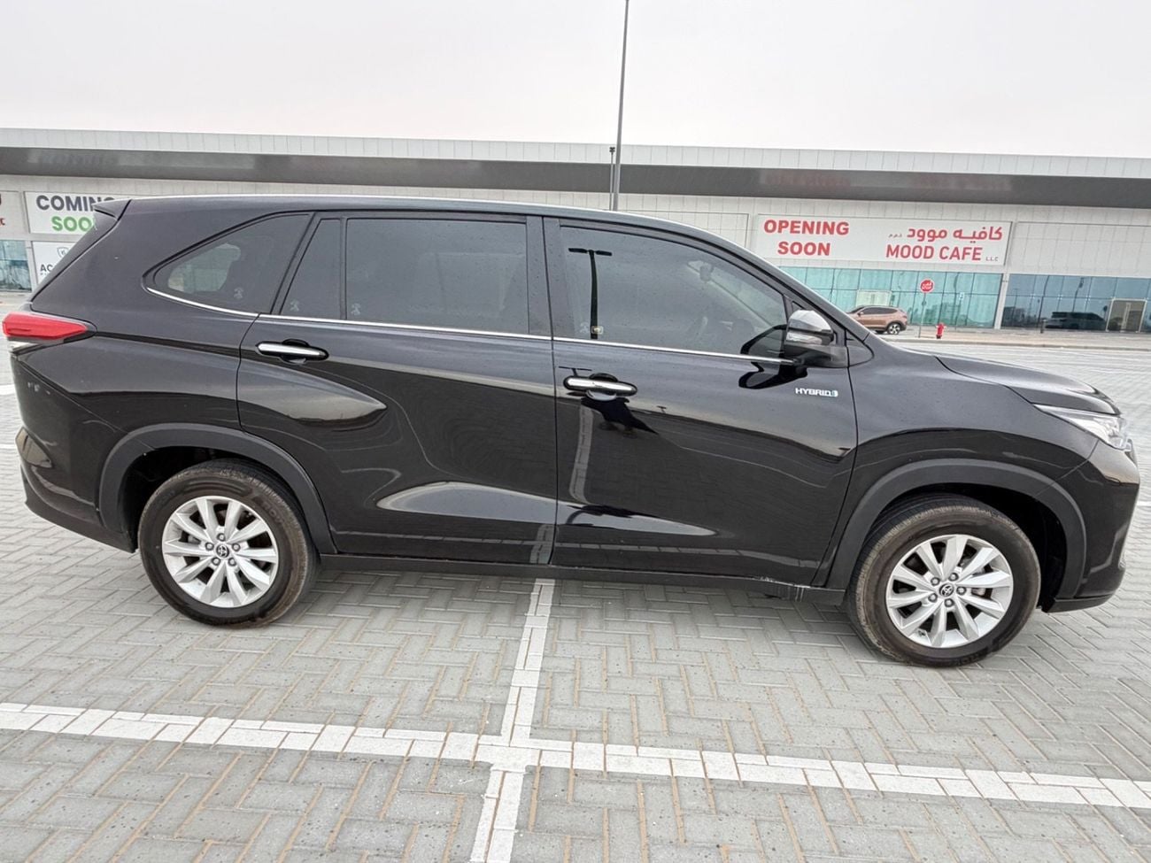تويوتا إينوفا 2.0L HyCross 7S Hybrid