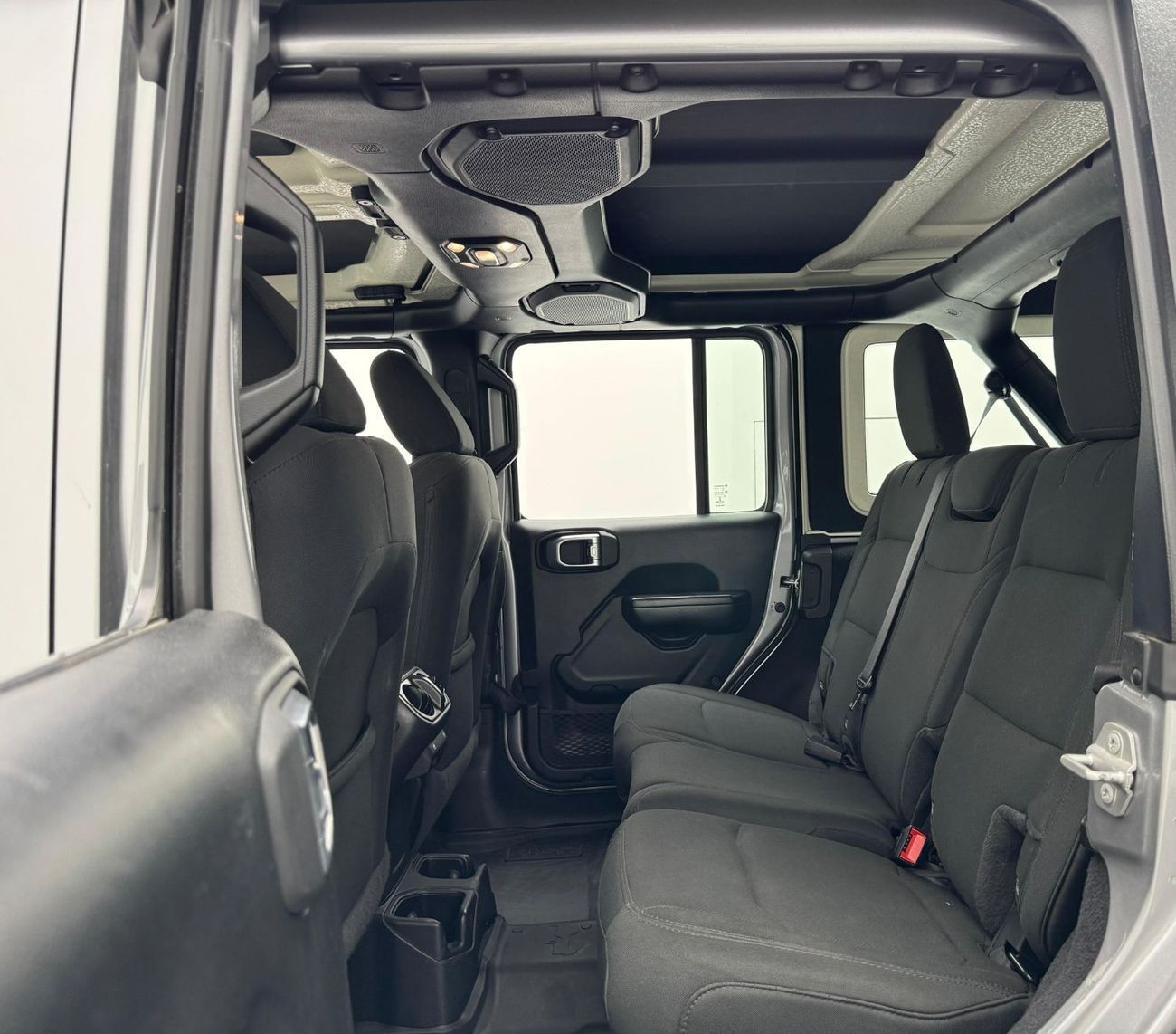 جيب رانجلر Unlimited Sport 3.6L A/T