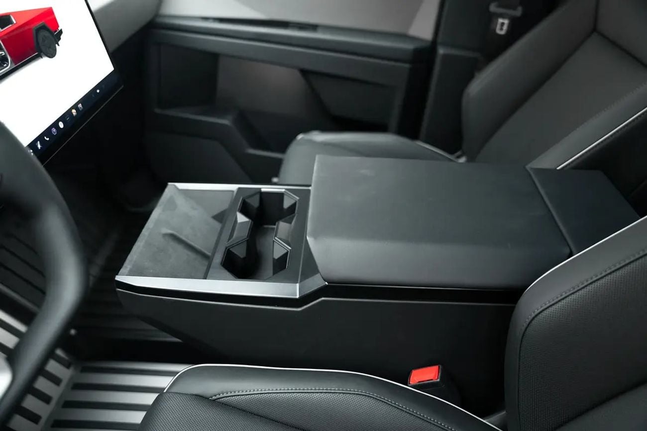 تسلا سايبرتراك CYBERBEAST