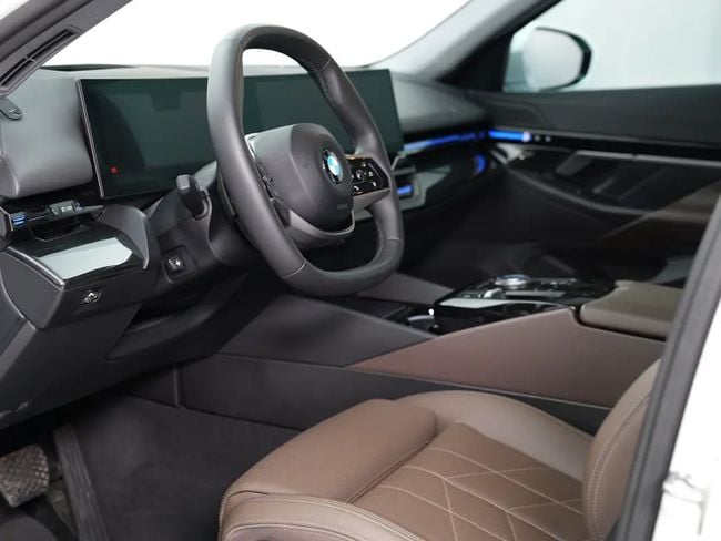 BMW 5 Series EXECUTIVE, миниатюра 29
